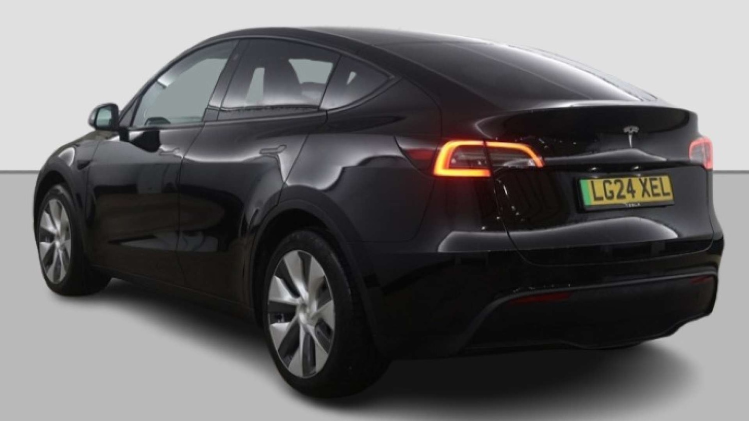 Used Tesla Model Y 2024 for sale - 77282422: Photo 7
