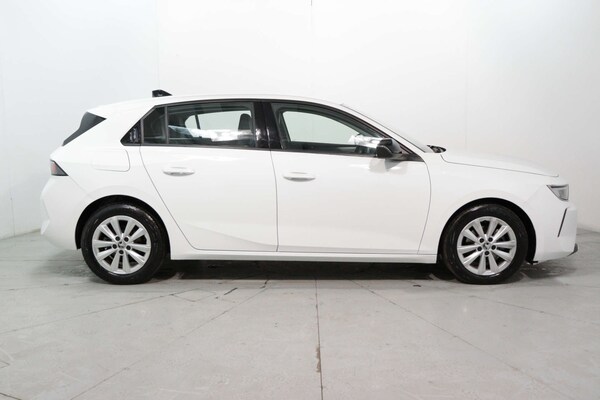 Used Vauxhall Astra 2023 for sale - 74459738: Photo 11