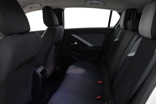 Used Vauxhall Astra 2023 for sale - 74459738: Photo 40