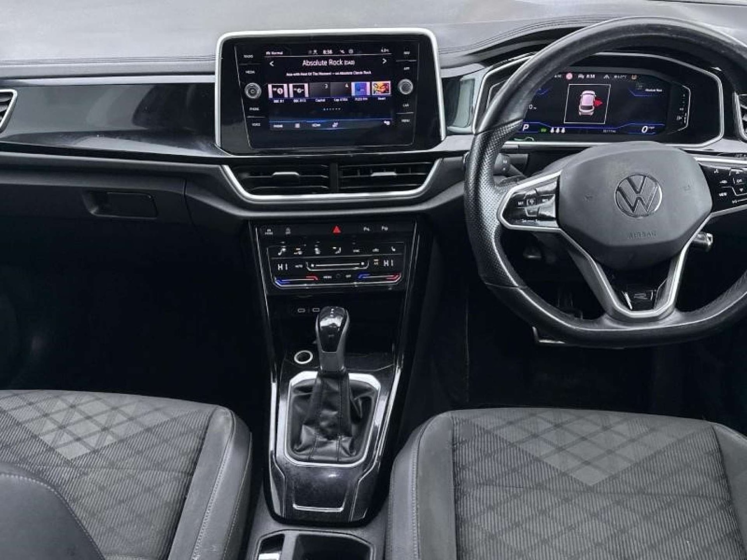 Used Volkswagen T-Roc 2023 for sale - 78066757: Photo 8