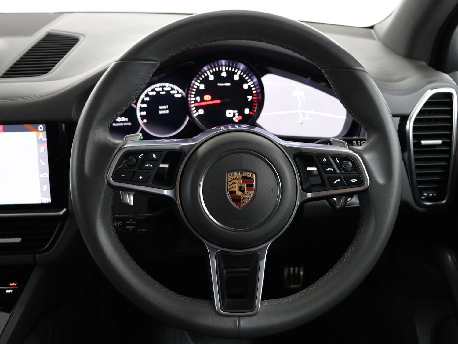 Used Porsche Cayenne 2018 for sale - 77581090: Photo 18