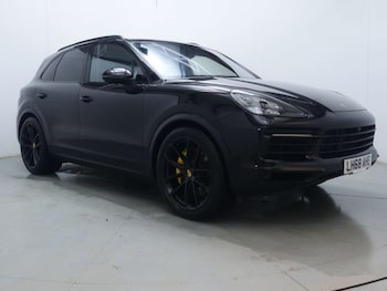 Used Porsche Cayenne 2018 for sale - 77581090: Photo