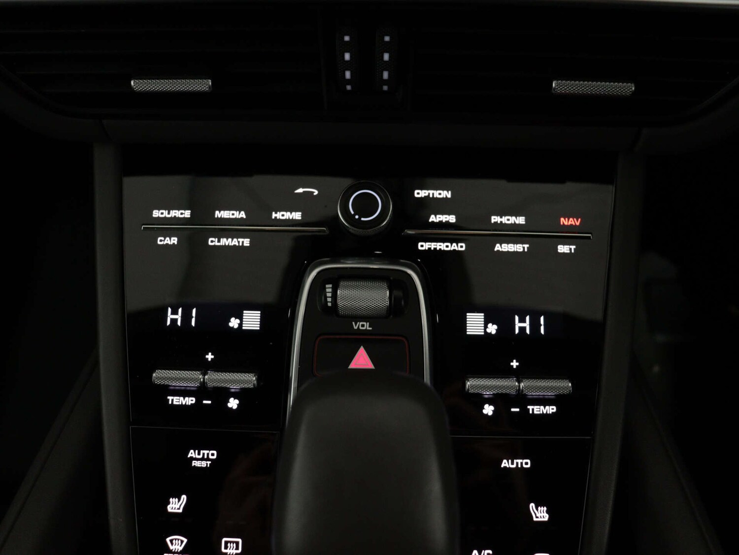 Used Porsche Cayenne 2018 for sale - 77581090: Photo 29