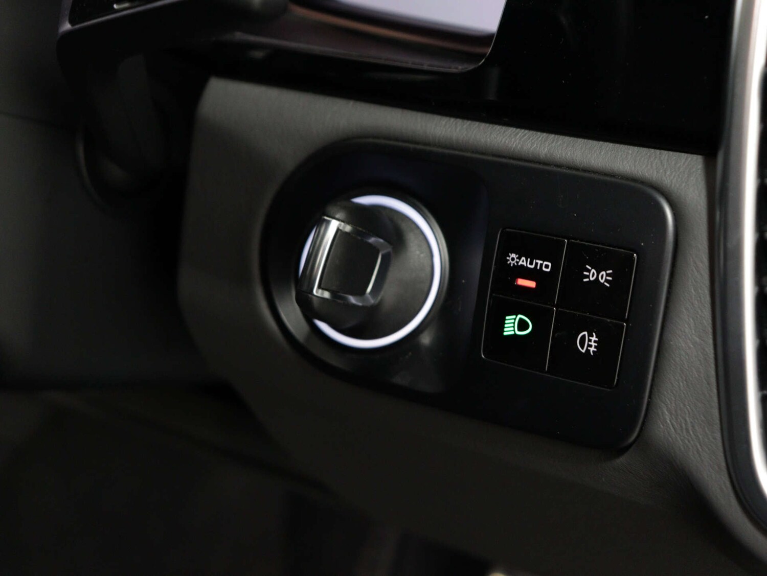 Used Porsche Cayenne 2018 for sale - 77581090: Photo 33