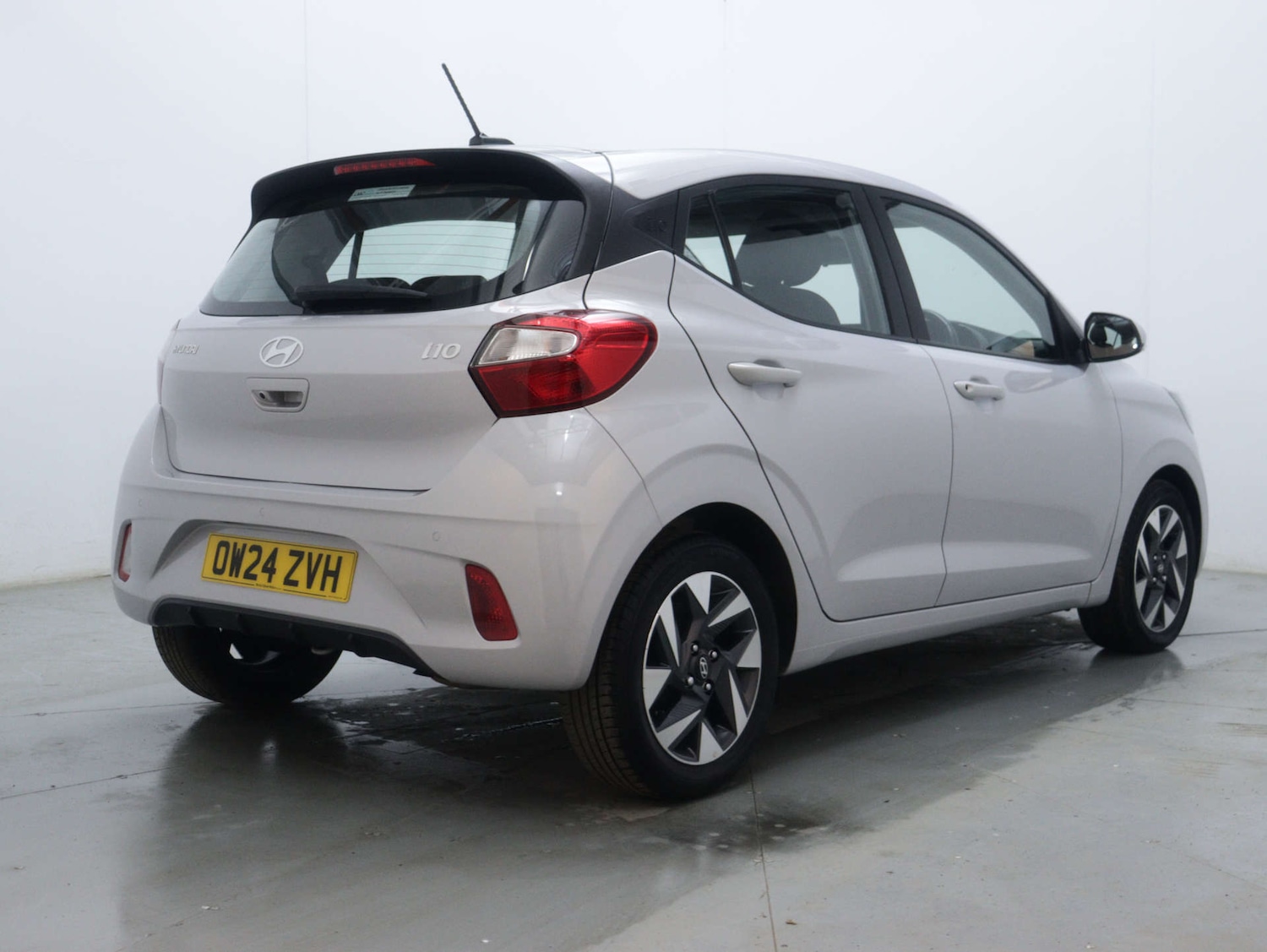 Used Hyundai i10 2024 for sale - 77261365: Photo 10
