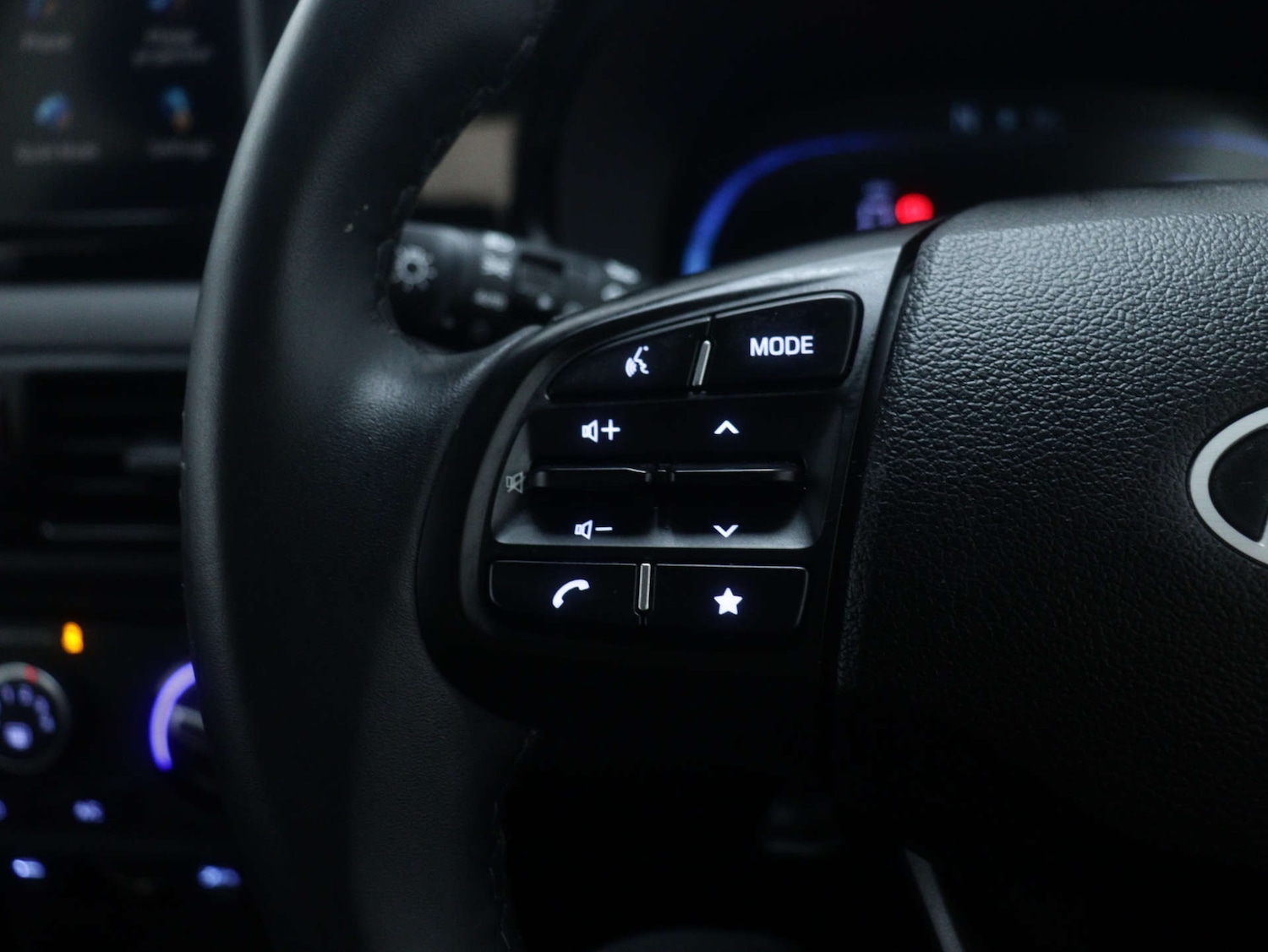 Used Hyundai i10 2024 for sale - 77261365: Photo 31