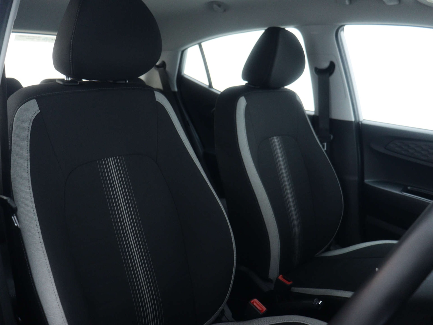 Used Hyundai i10 2024 for sale - 77261365: Photo 38