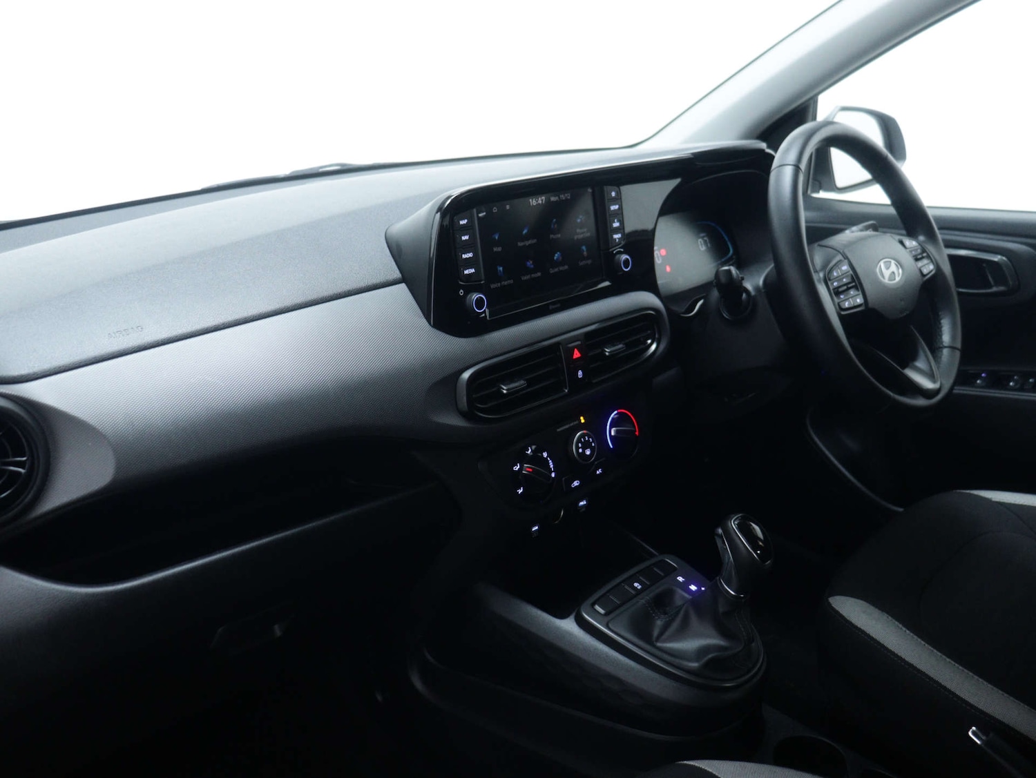 Used Hyundai i10 2024 for sale - 77261365: Photo 39