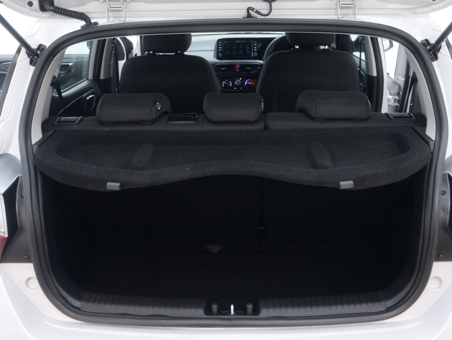 Used Hyundai i10 2024 for sale - 77261365: Photo 45