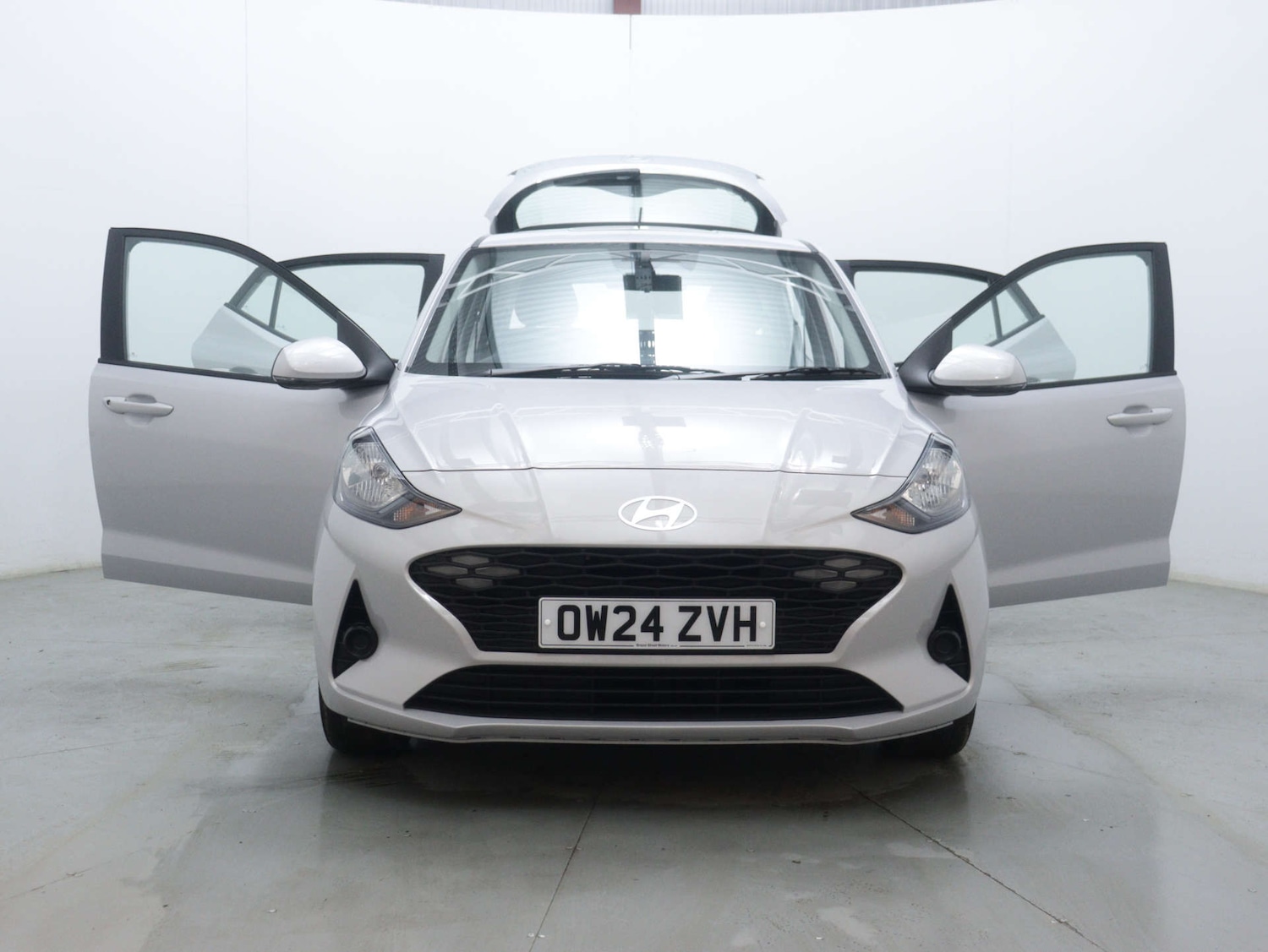 Used Hyundai i10 2024 for sale - 77261365: Photo 53