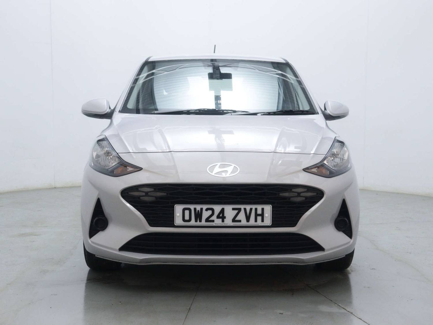 Used Hyundai i10 2024 for sale - 77261365: Photo 54