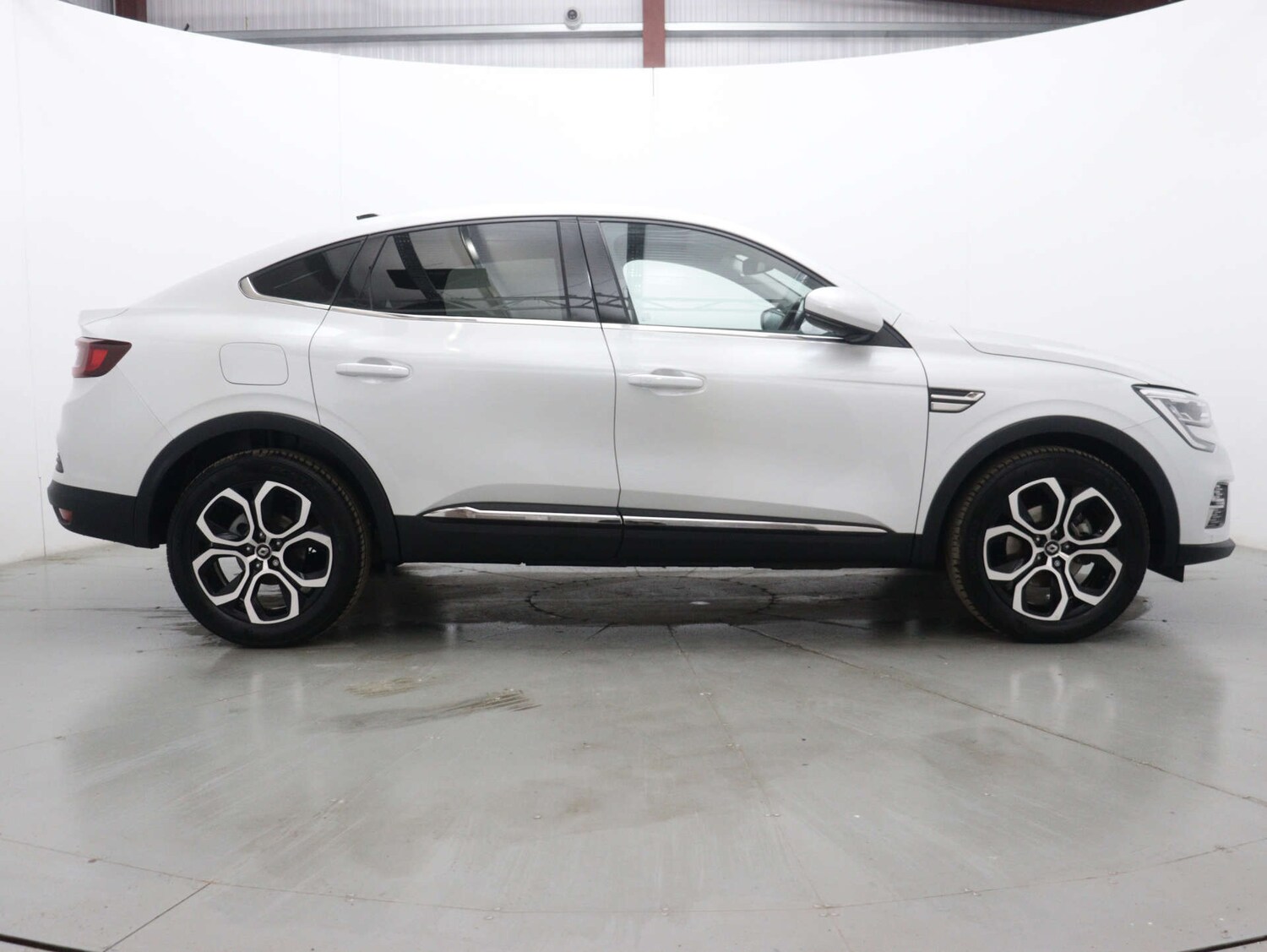 Used Renault Arkana 2022 for sale - 76157424: Photo 11