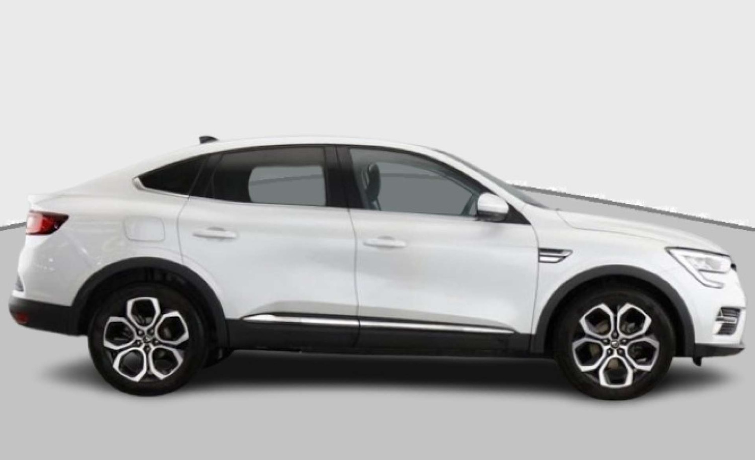 Used Renault Arkana 2022 for sale - 76157424: Photo 5