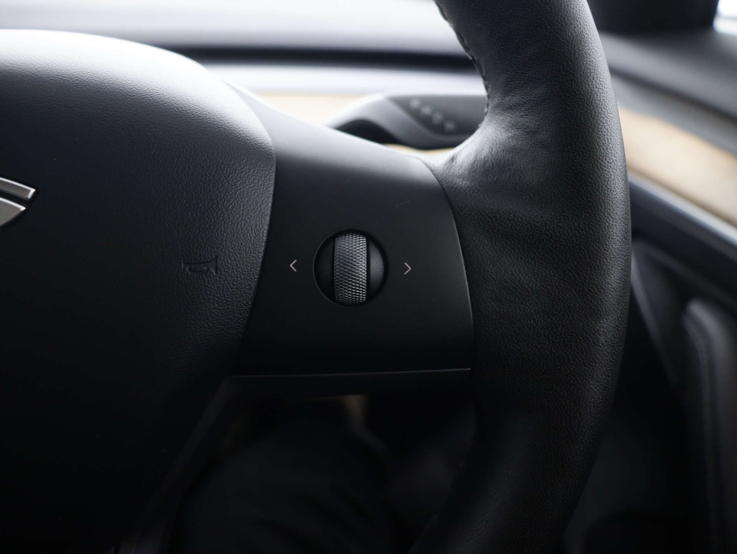 Used Tesla Model 3 2021 for sale - 76114501: Photo 25