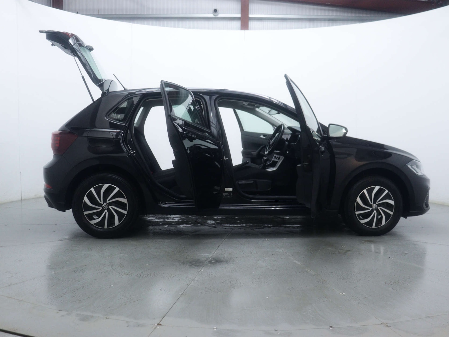 Used Volkswagen Polo 2025 for sale - 77180043: Photo 57