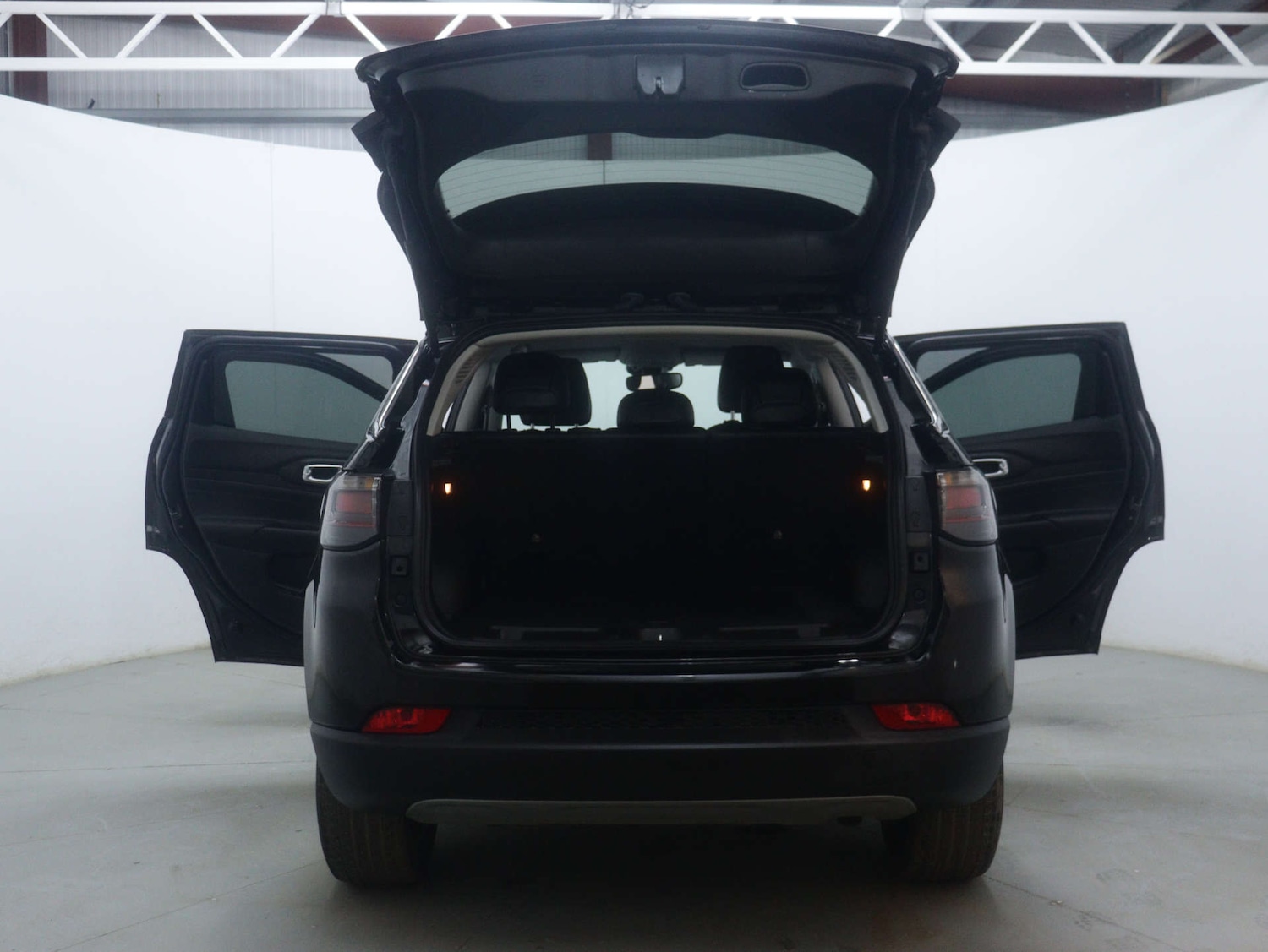 Used Jeep Compass 2023 for sale - 77529381: Photo 60