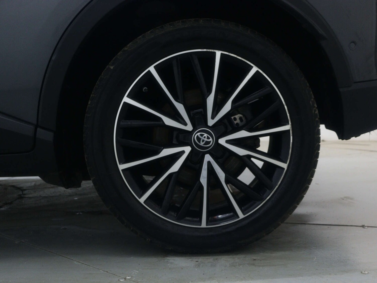 Used Toyota C-HR 2019 for sale - 77364220: Photo 16