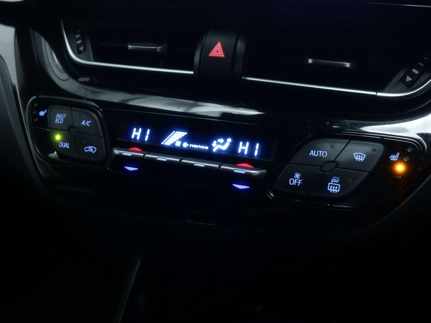 Used Toyota C-HR 2019 for sale - 77364220: Photo 31