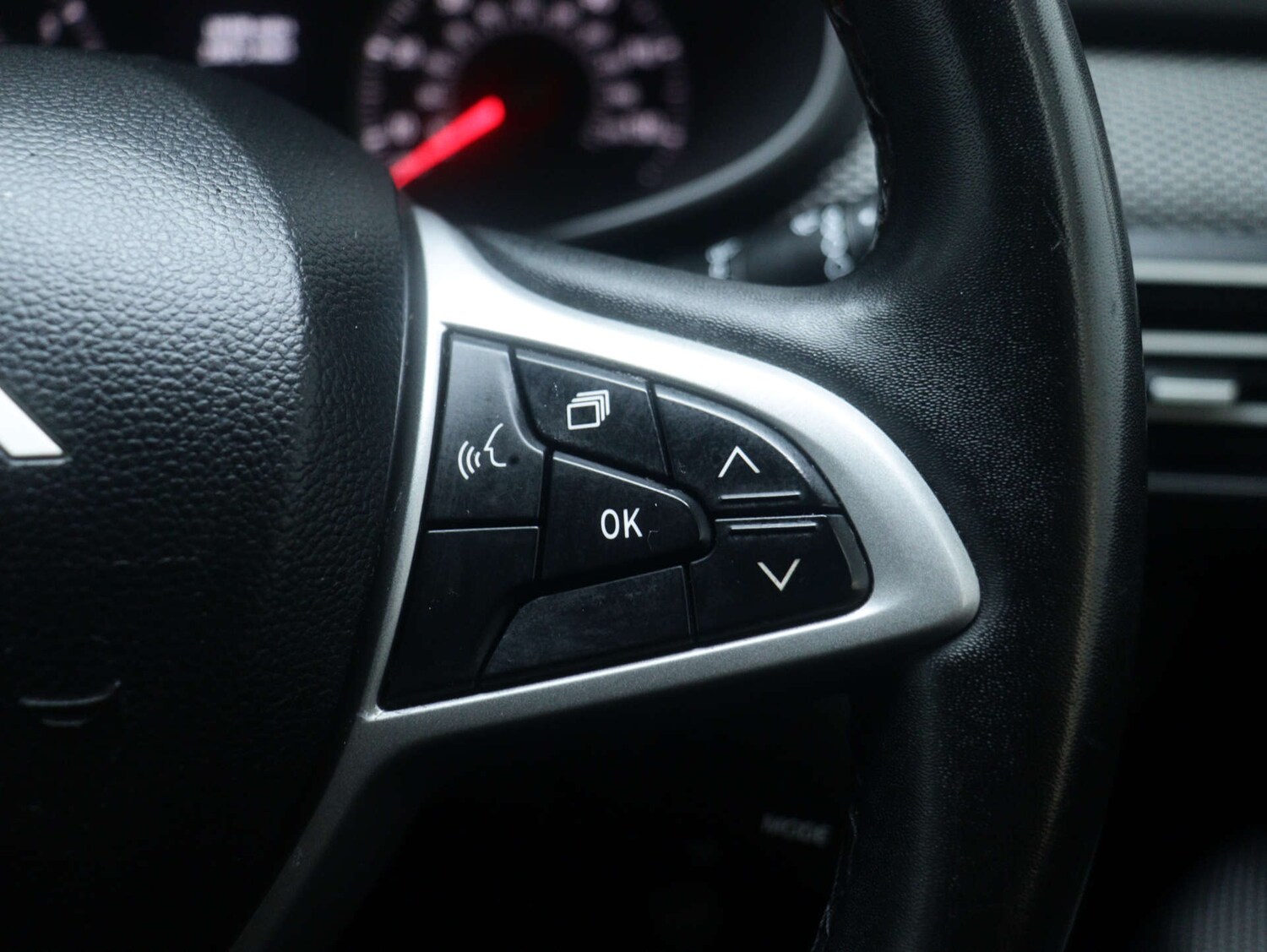 Used Dacia Sandero 2024 for sale - 76830879: Photo 30