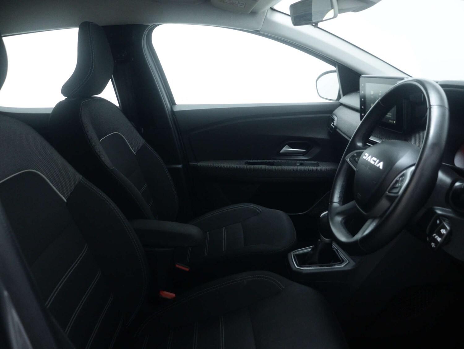 Used Dacia Sandero 2024 for sale - 76830879: Photo 37