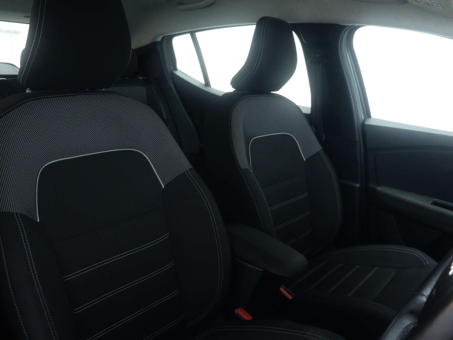 Used Dacia Sandero 2024 for sale - 76830879: Photo 38