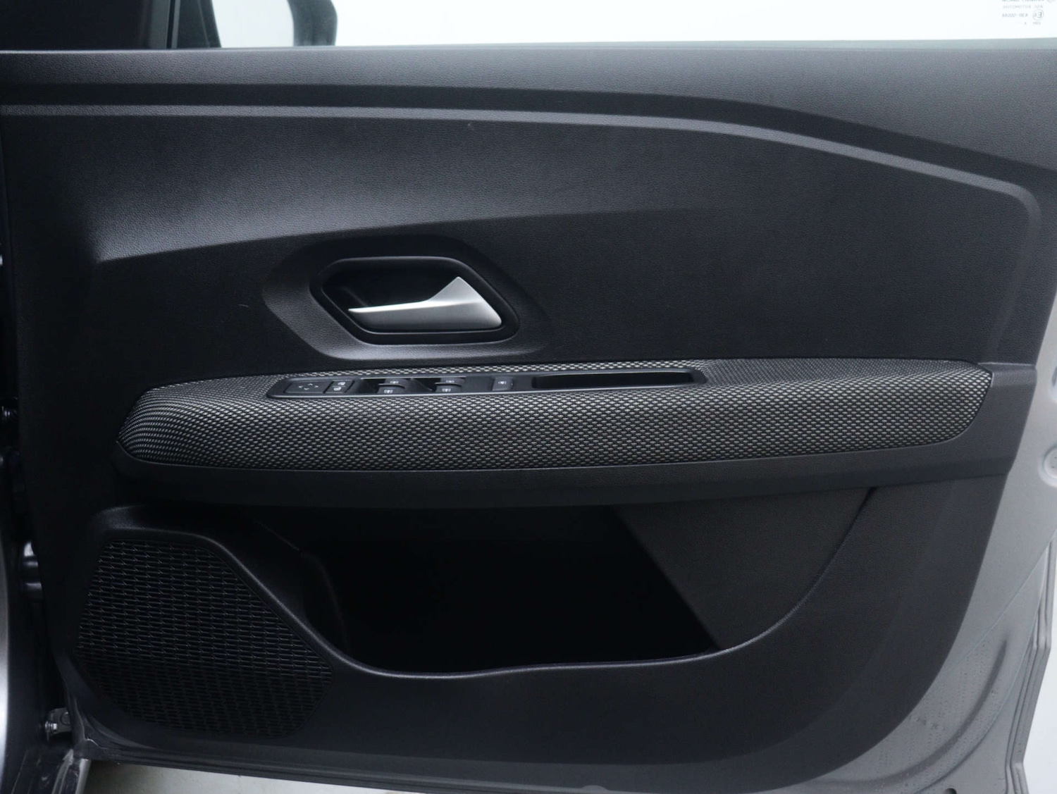 Used Dacia Sandero 2024 for sale - 76830879: Photo 39