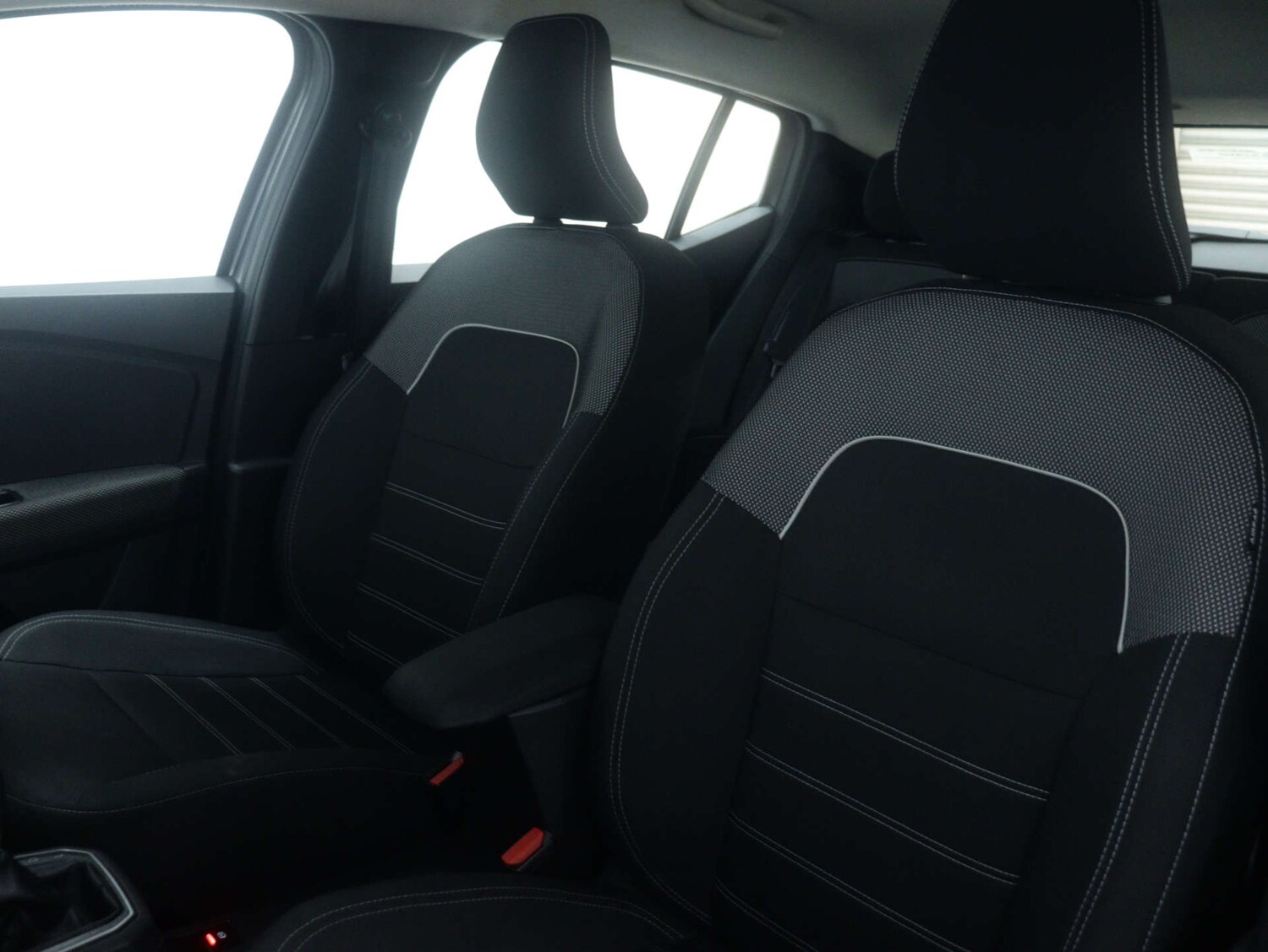 Used Dacia Sandero 2024 for sale - 76830879: Photo 42