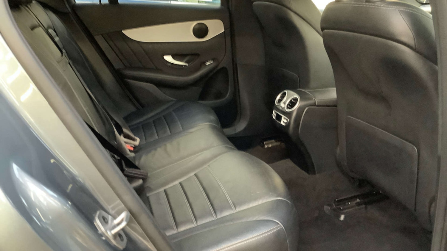 Used Mercedes-Benz GLC 2022 for sale - 76892318: Photo 11