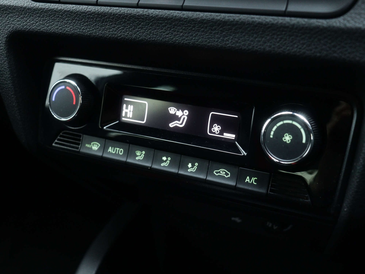 Used Skoda Fabia 2021 for sale - 76894417: Photo 25