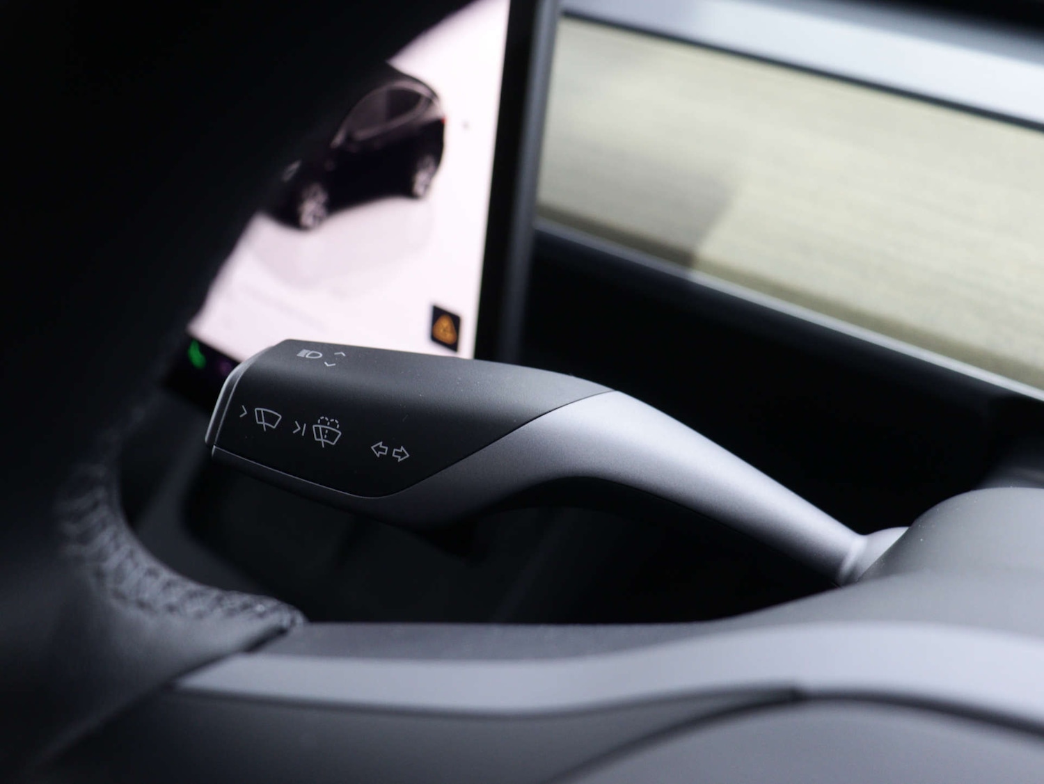 Used Tesla Model Y 2023 for sale - 75969219: Photo 32