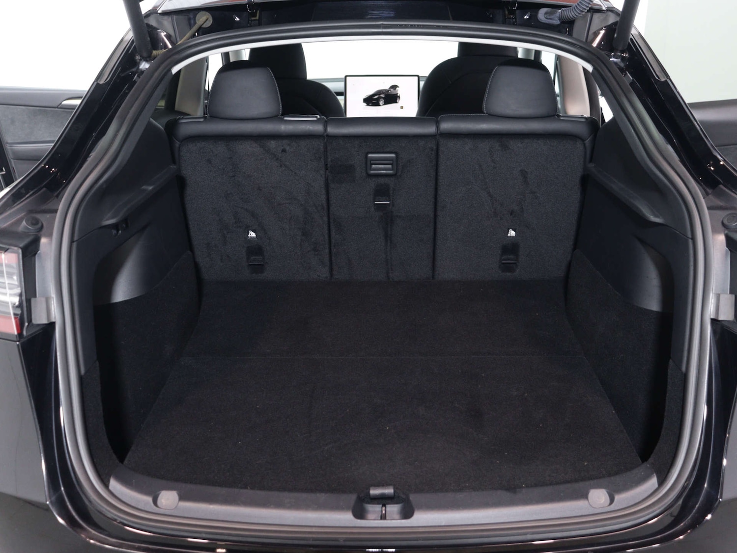 Used Tesla Model Y 2023 for sale - 75969219: Photo 47