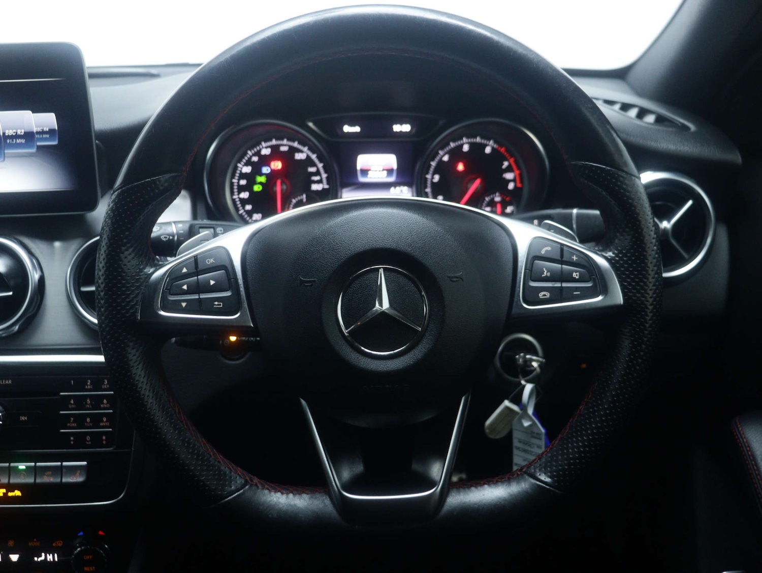 Used Mercedes-Benz GLA 2020 for sale - 76921225: Photo 16