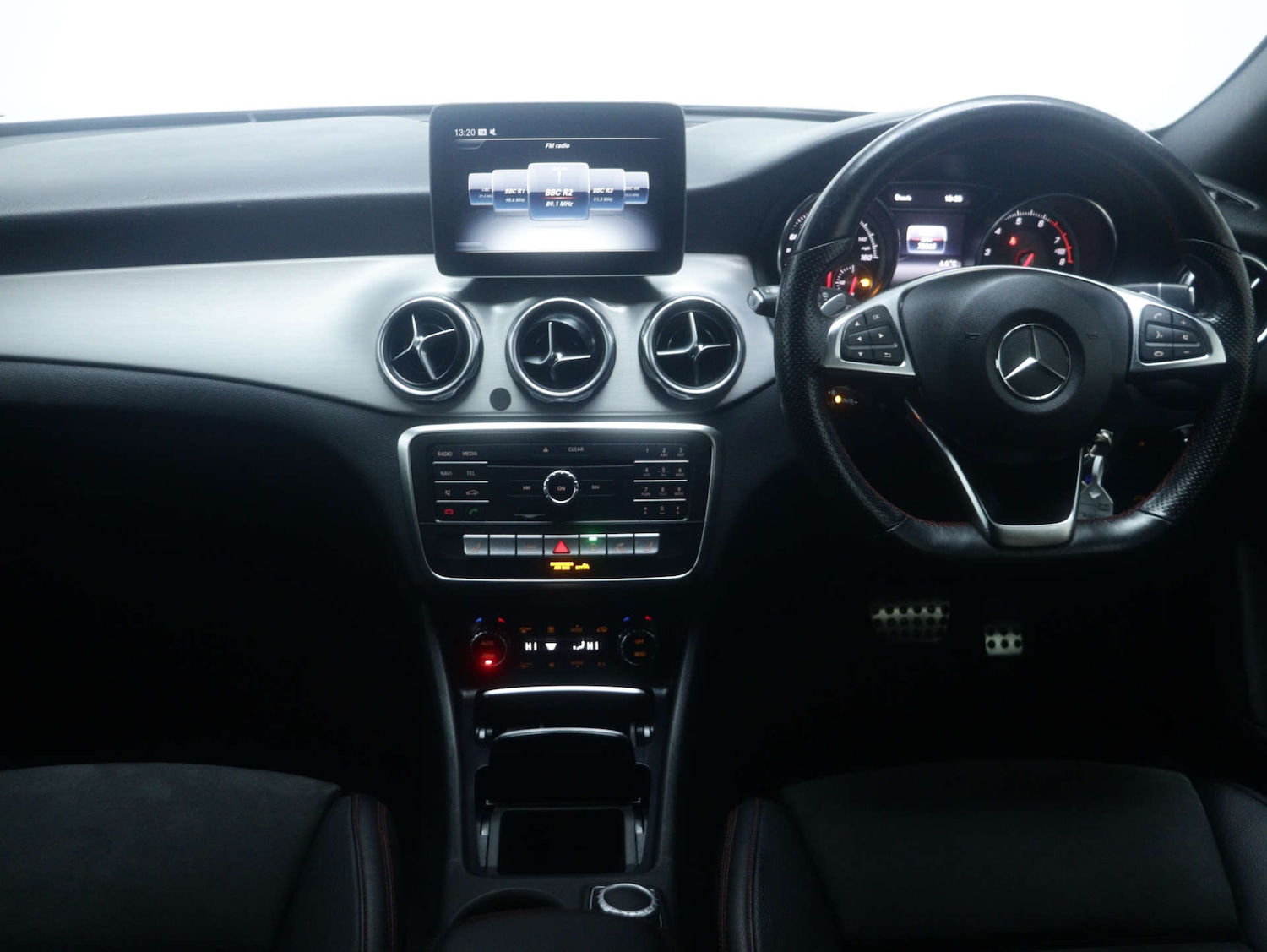 Used Mercedes-Benz GLA 2020 for sale - 76921225: Photo 17