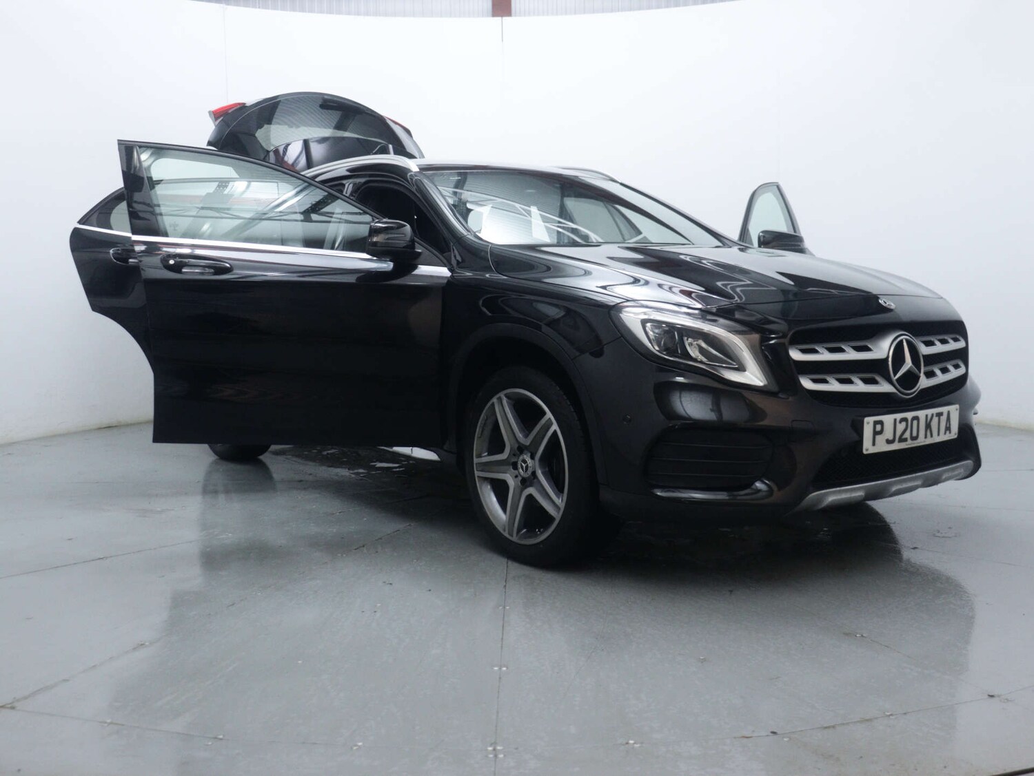 Used Mercedes-Benz GLA 2020 for sale - 76921225: Photo 53