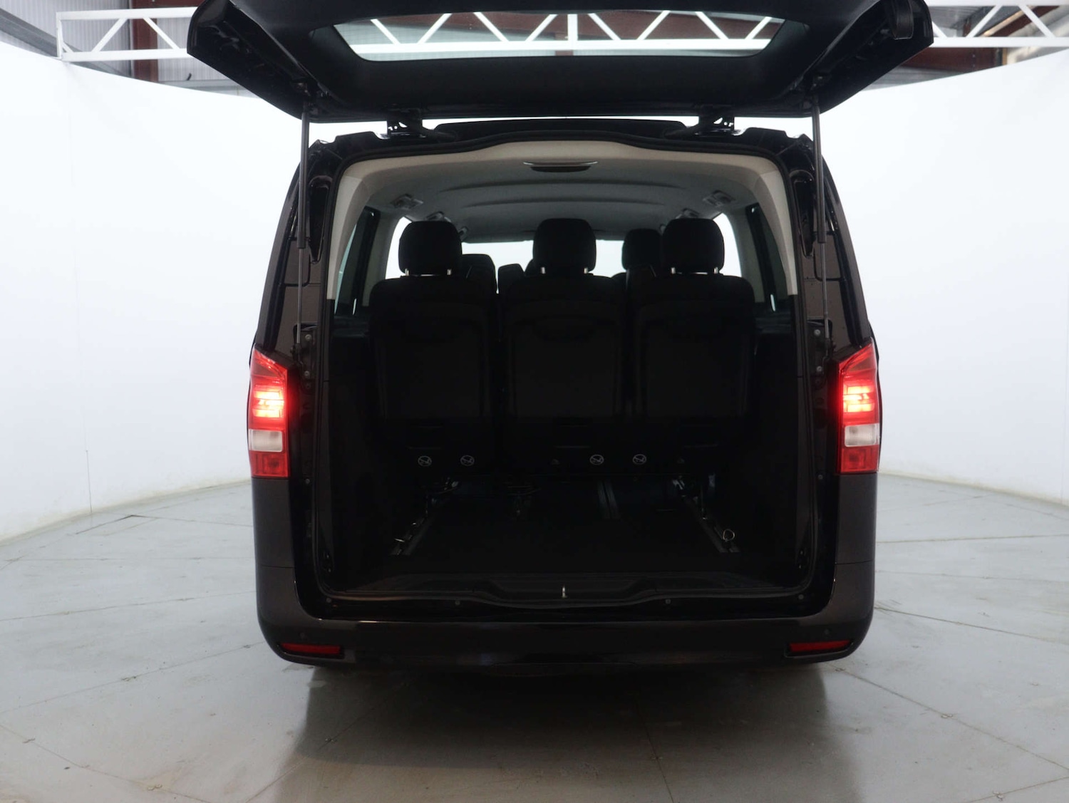 Used Mercedes-Benz Vito 2023 for sale - 75971123: Photo 56