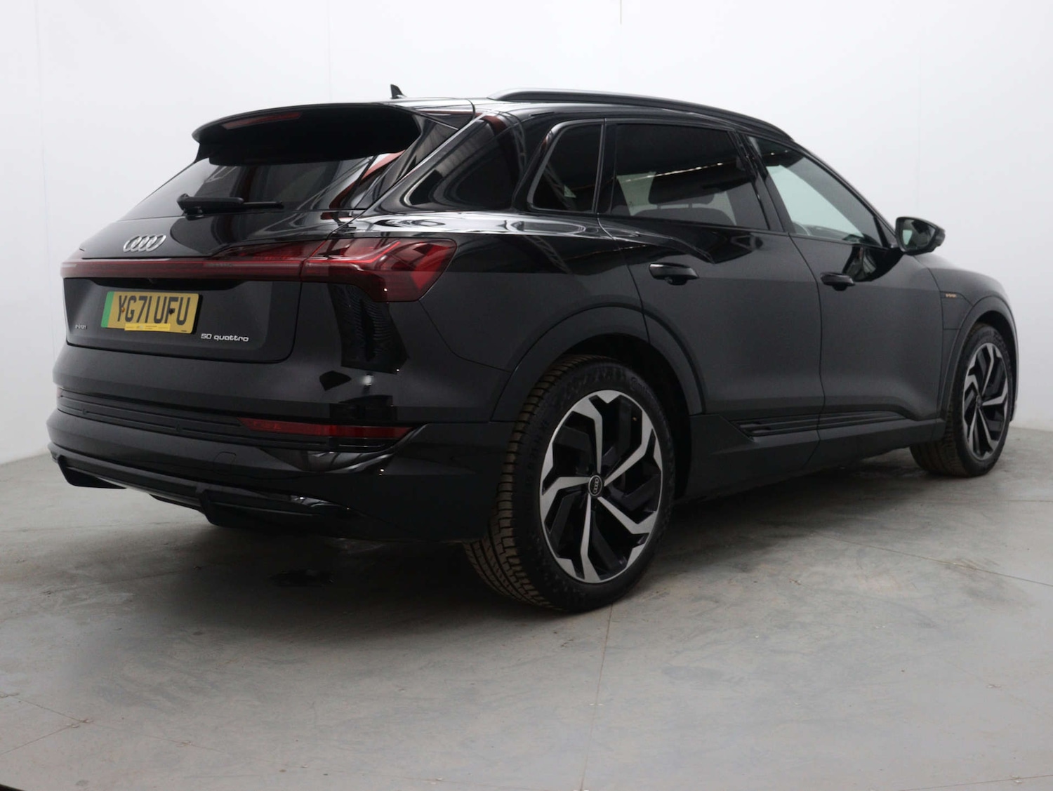 Used Audi e-tron 2021 for sale - 76720485: Photo 11