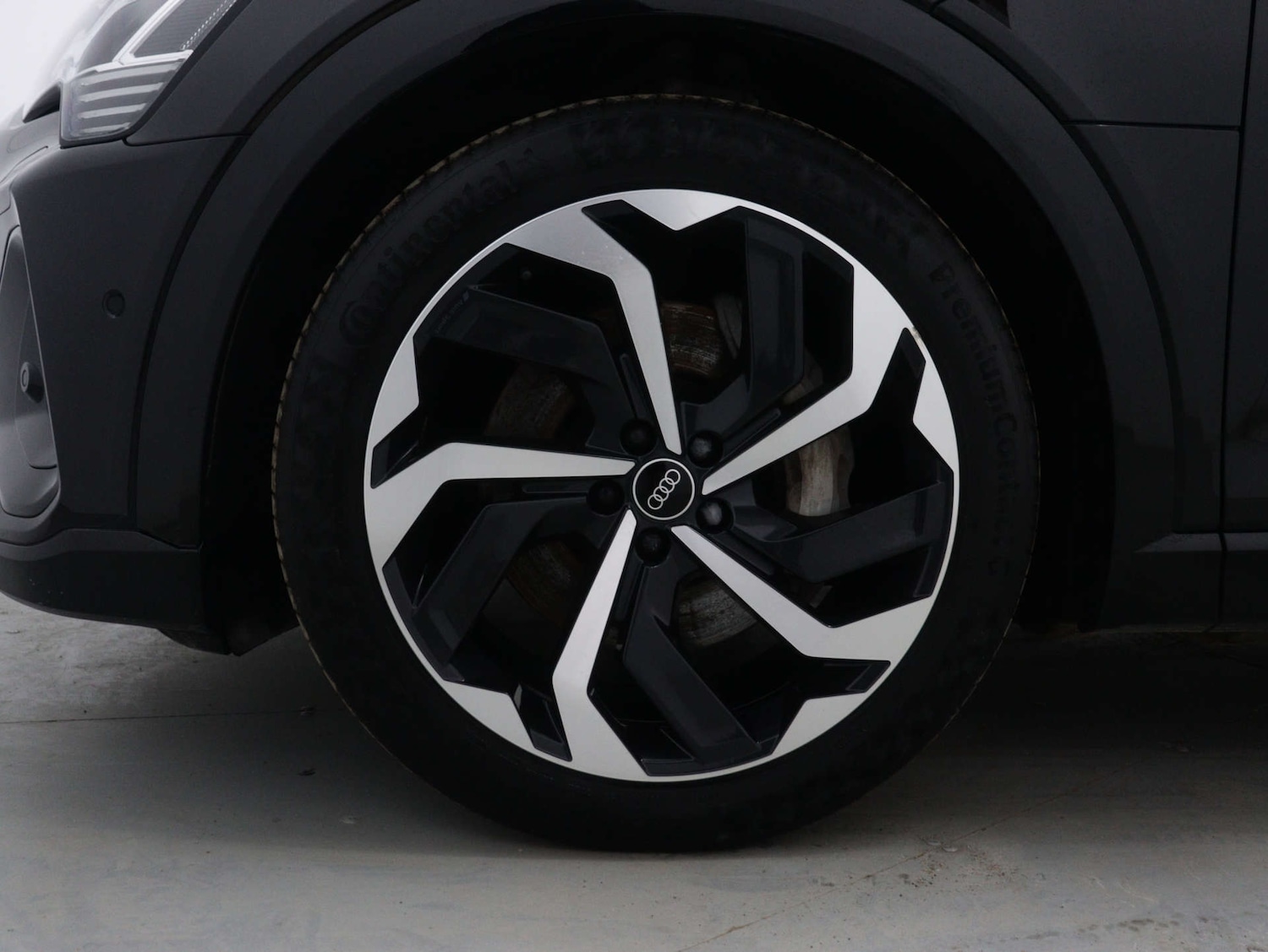 Used Audi e-tron 2021 for sale - 76720485: Photo 15