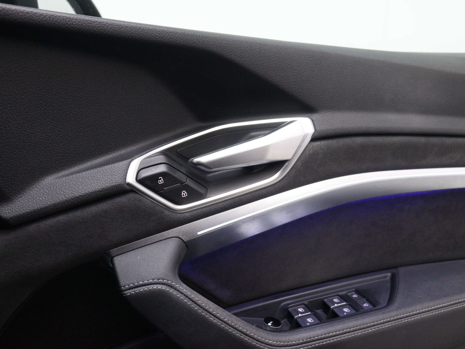 Used Audi e-tron 2021 for sale - 76720485: Photo 44