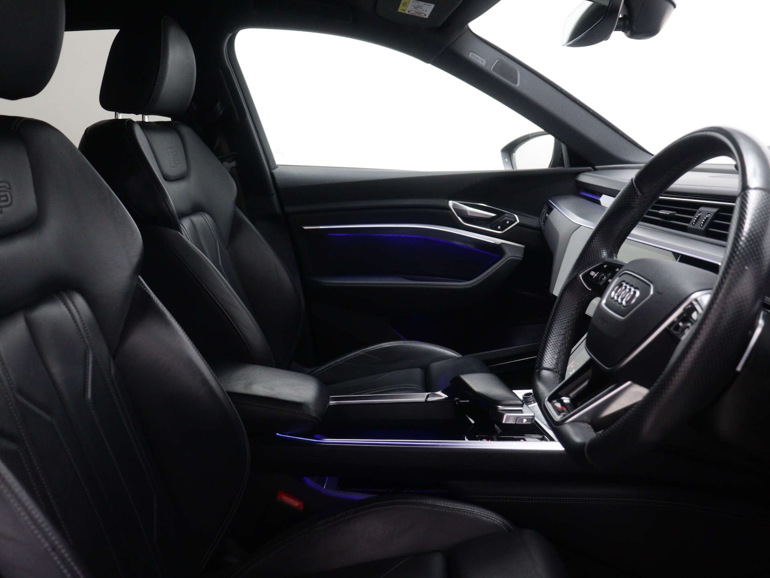 Used Audi e-tron 2021 for sale - 76720485: Photo 48