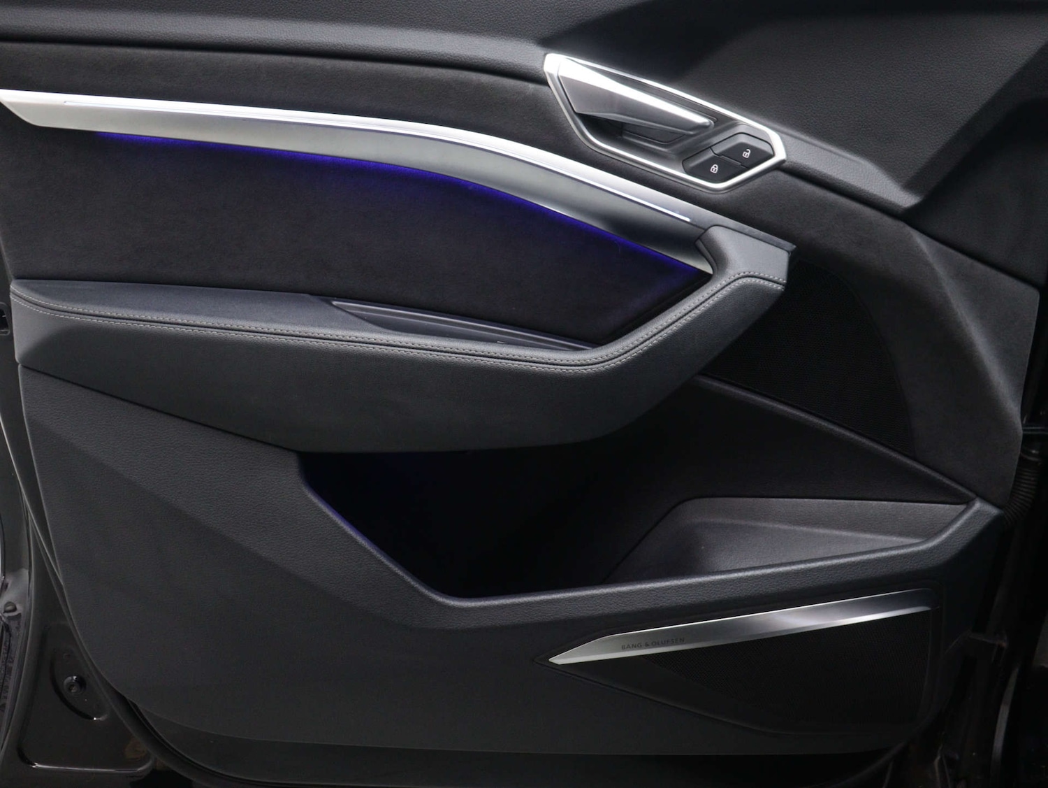 Used Audi e-tron 2021 for sale - 76720485: Photo 54