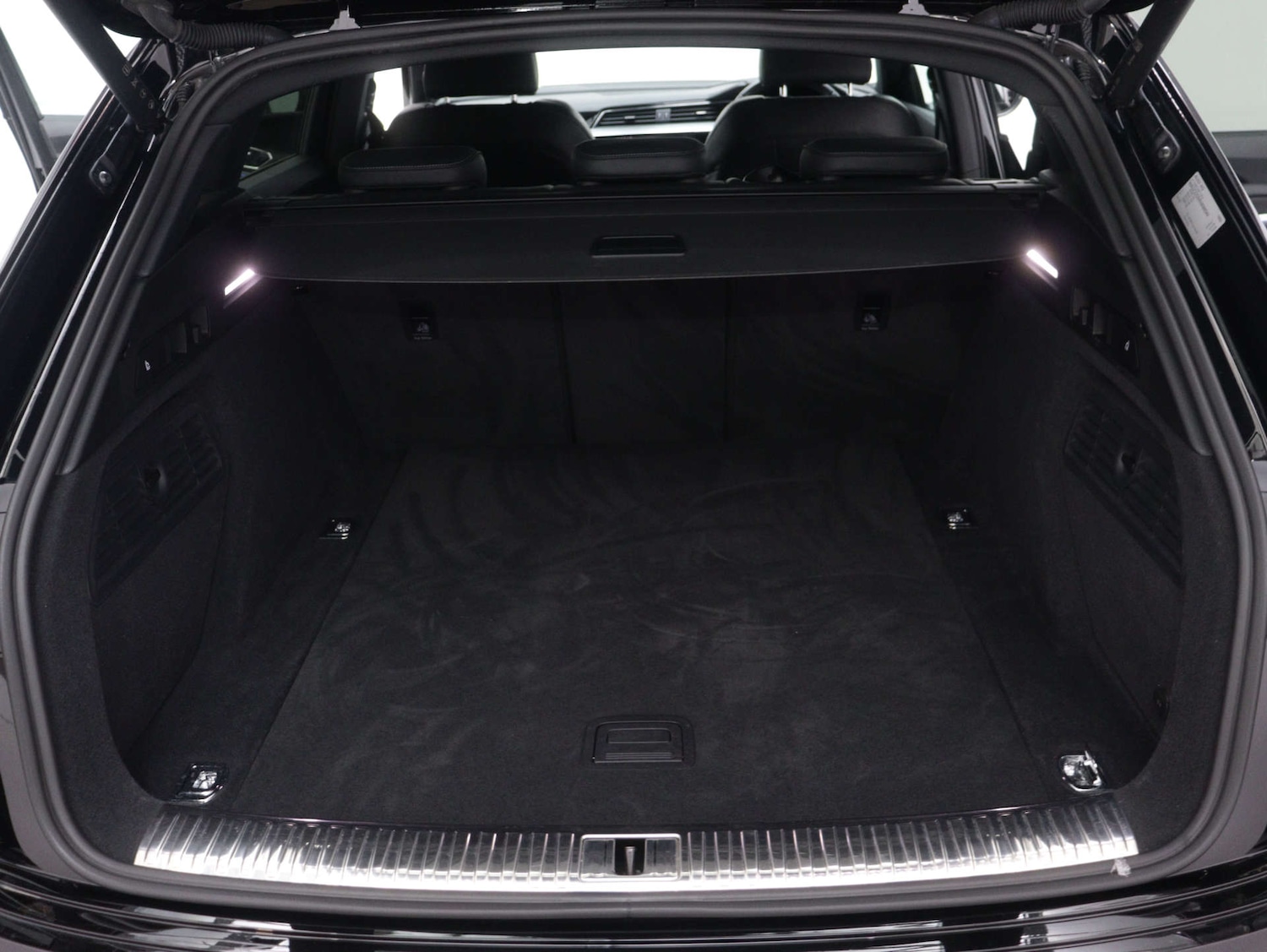 Used Audi e-tron 2021 for sale - 76720485: Photo 58