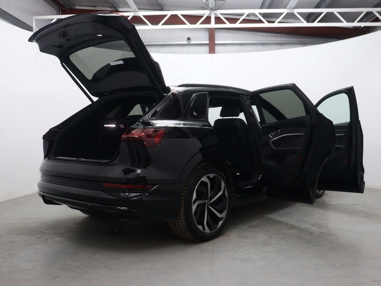 Used Audi e-tron 2021 for sale - 76720485: Photo 66