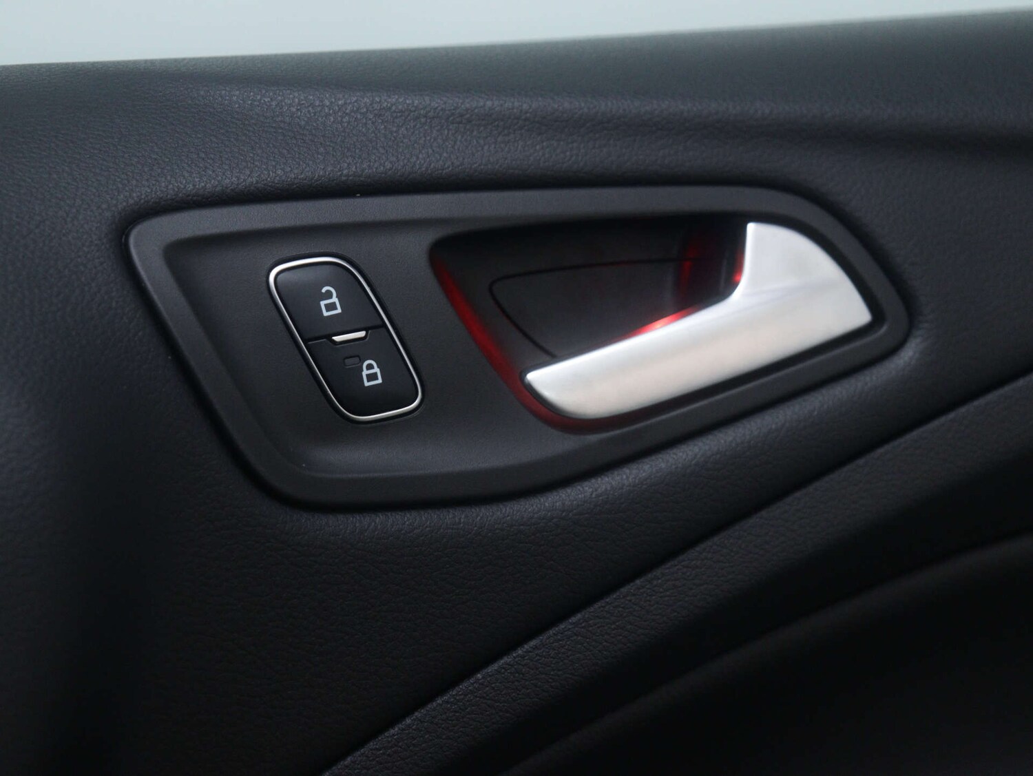 Used Ford Kuga 2018 for sale - 77136372: Photo 38