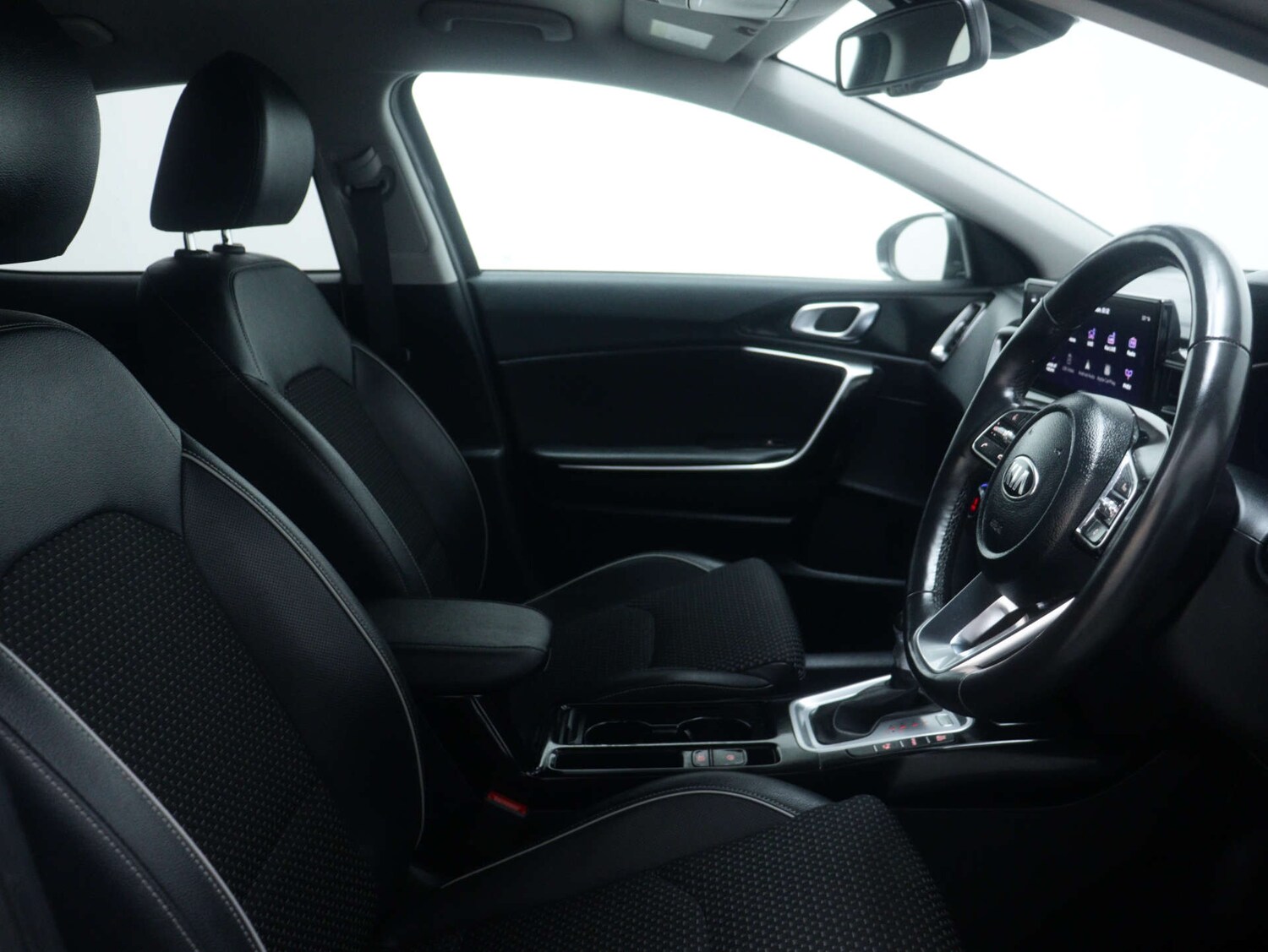 Used Kia XCeed 2021 for sale - 76650403: Photo 43