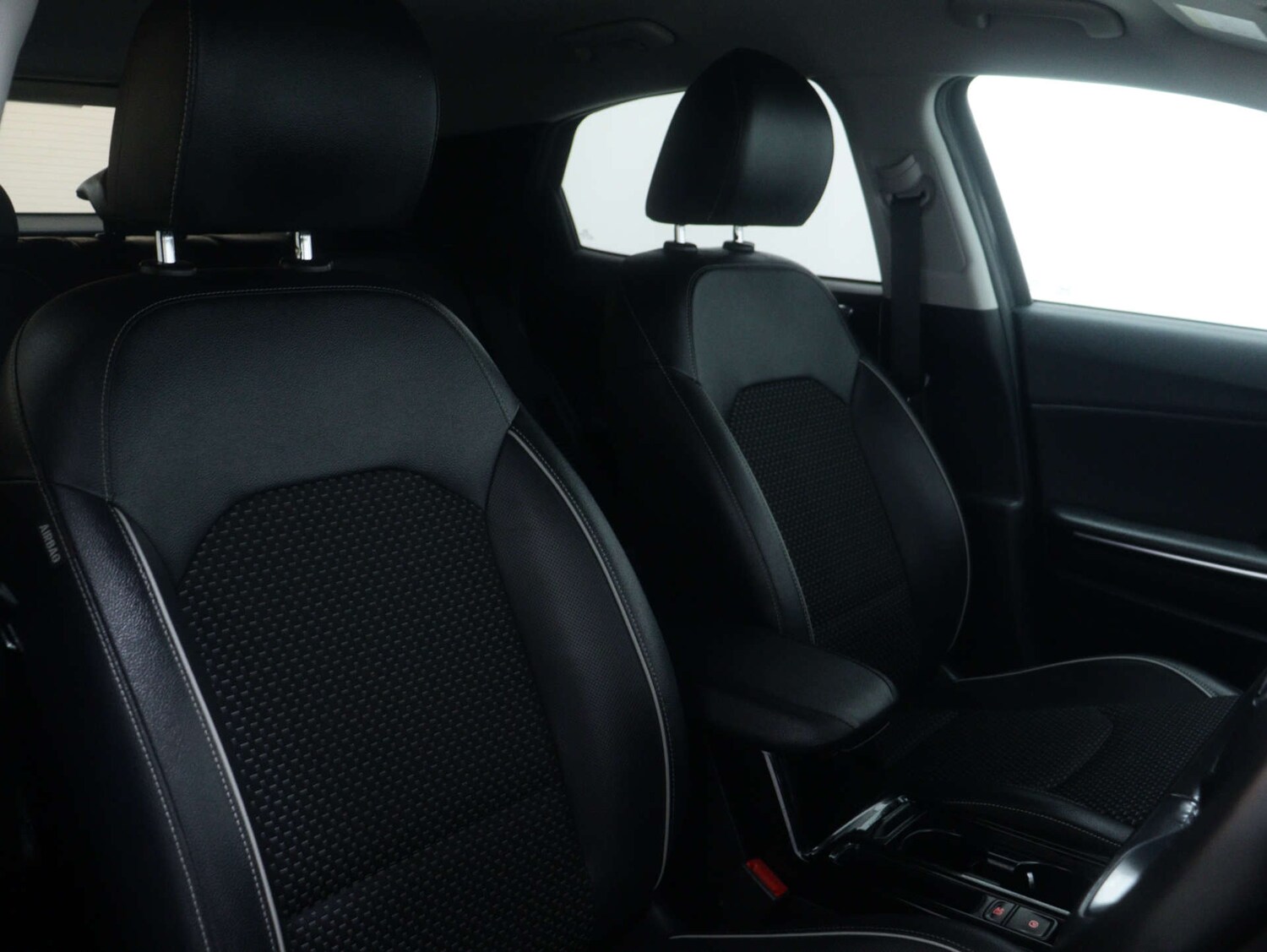 Used Kia XCeed 2021 for sale - 76650403: Photo 44