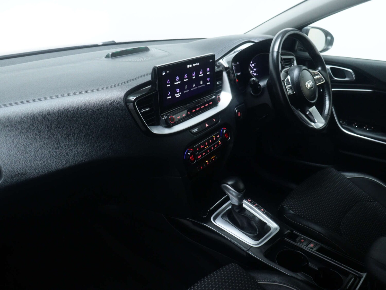 Used Kia XCeed 2021 for sale - 76650403: Photo 45