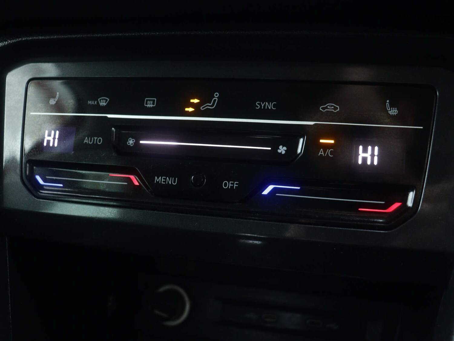 Used Volkswagen Tiguan 2022 for sale - 76602025: Photo 30