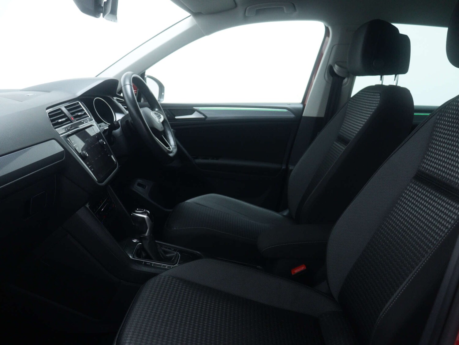 Used Volkswagen Tiguan 2022 for sale - 76602025: Photo 46