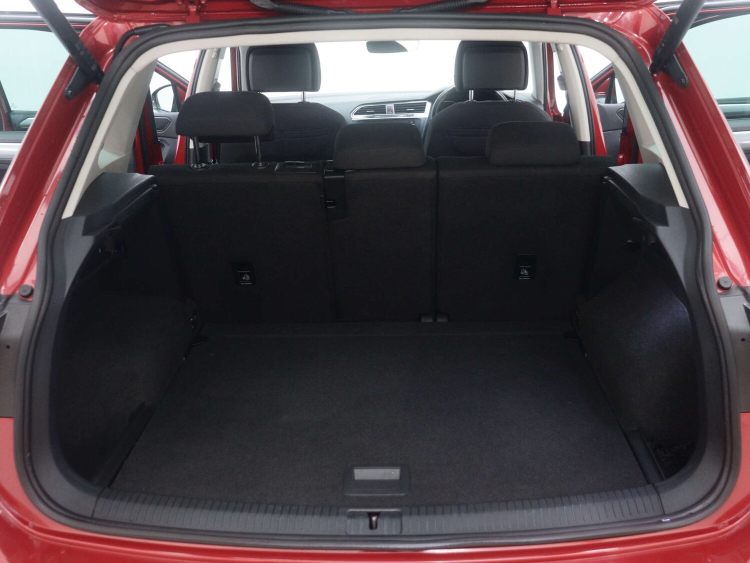 Used Volkswagen Tiguan 2022 for sale - 76602025: Photo 51