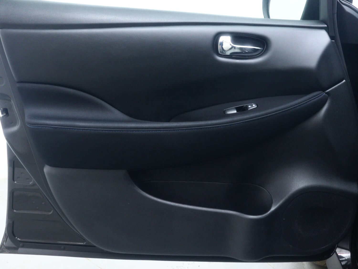 Used Nissan Leaf 2022 for sale - 77523090: Photo 40